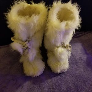 Winter boots